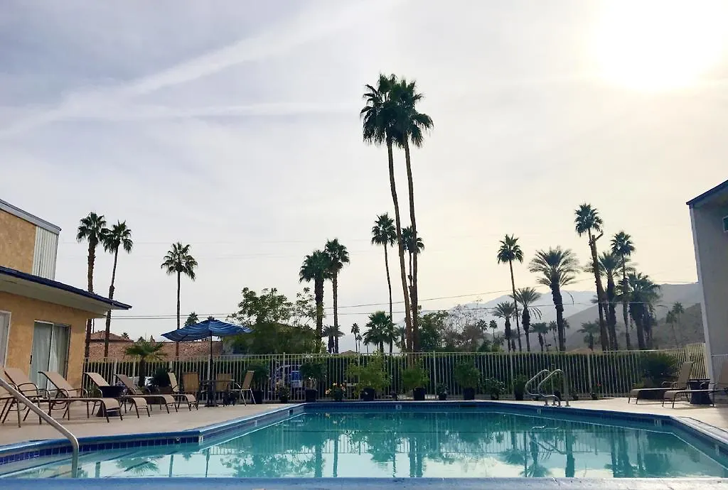 Delos Reyes Palm Springs Motel