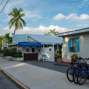 seashell-motel-and-international-hostel.hotels-in-key-west.com/